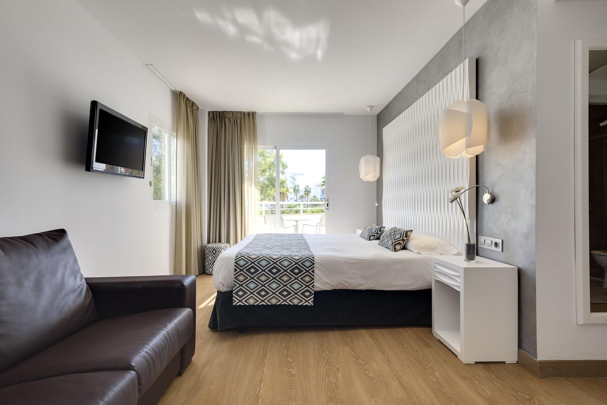 Cala Millor Garden Hotel - Adults Only Exterior photo