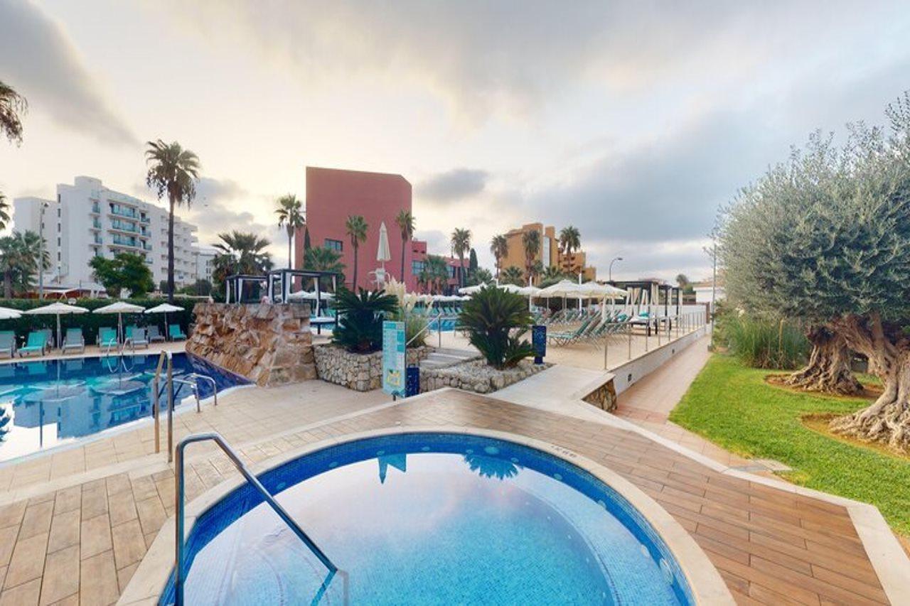 Cala Millor Garden Hotel - Adults Only Exterior photo